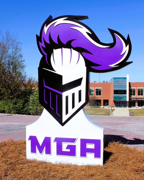 A large Knight head statue has been installed between the Library and the Teacher Education Building (TEB).